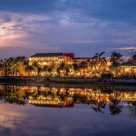 Sheik Istana Hotel Chiangmal Chiang Mai Bagian luar foto