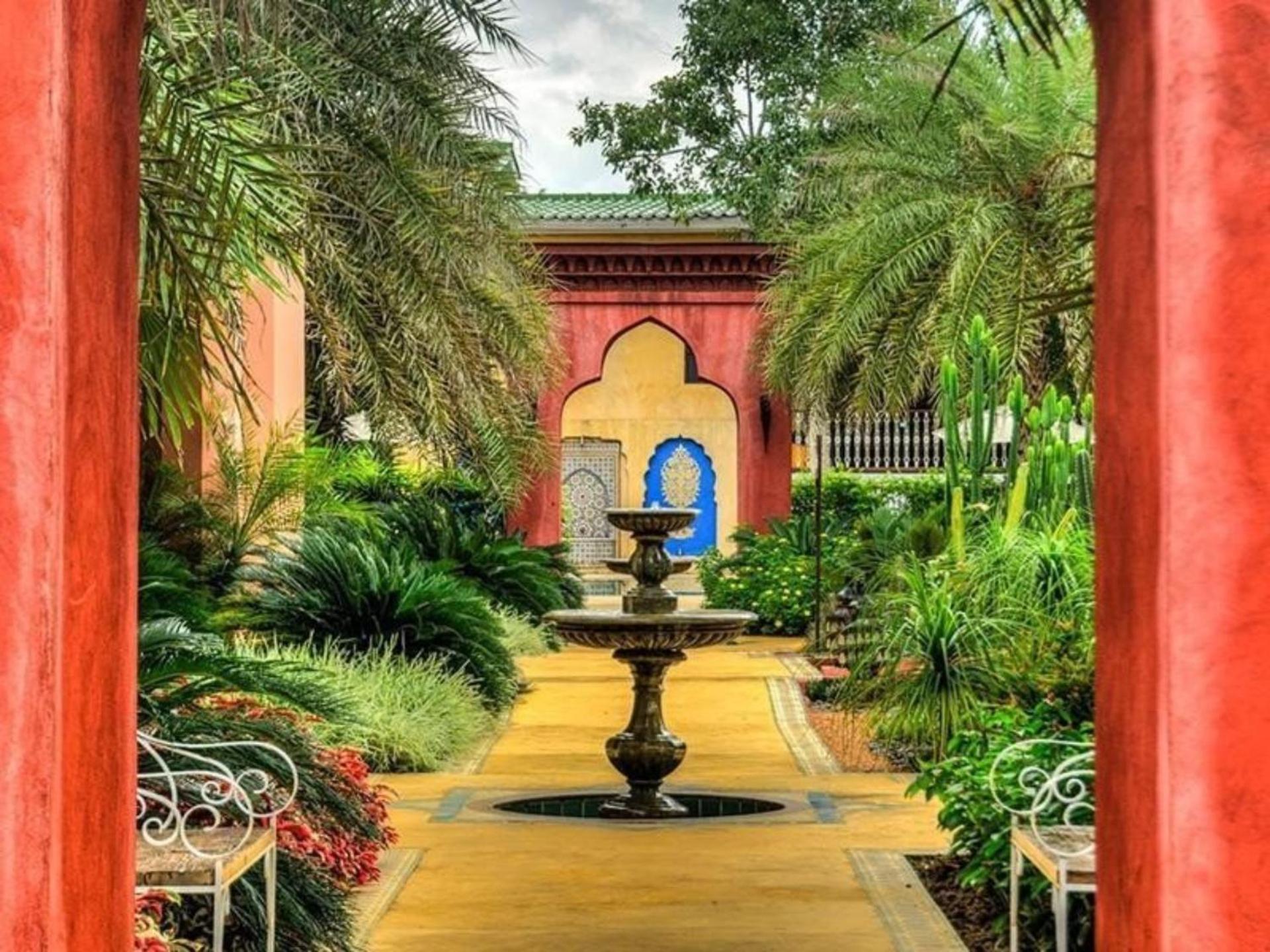 Sheik Istana Hotel Chiangmal Chiang Mai Bagian luar foto