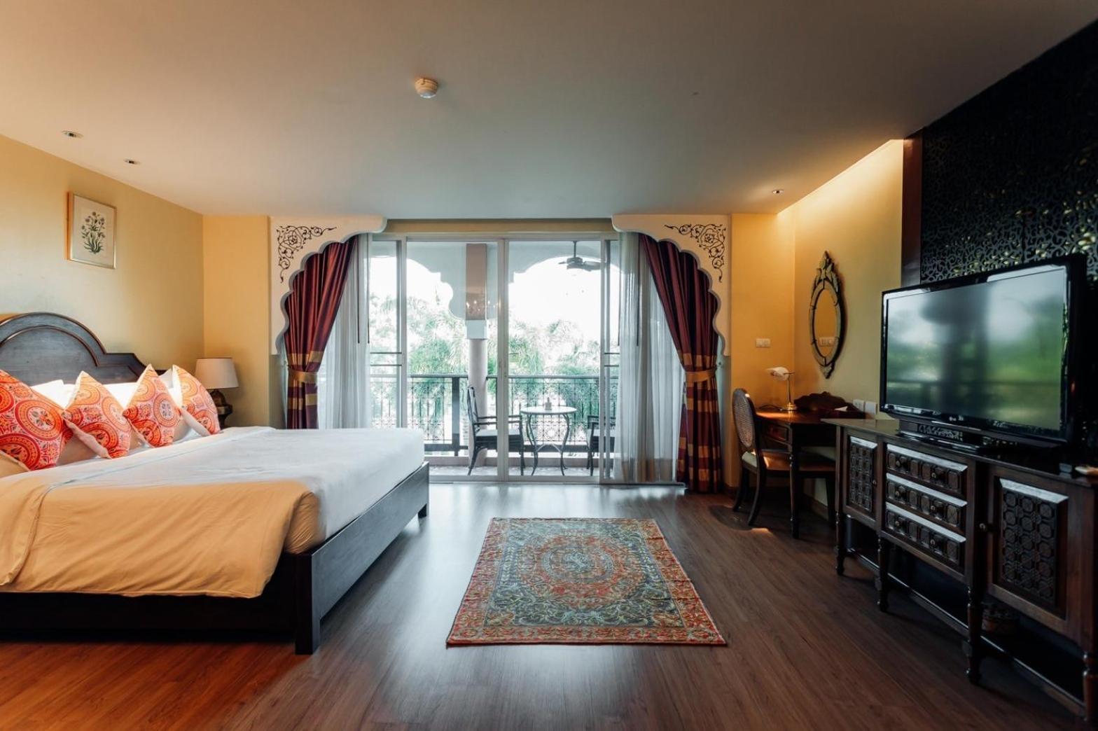 Sheik Istana Hotel Chiangmal Chiang Mai Bagian luar foto