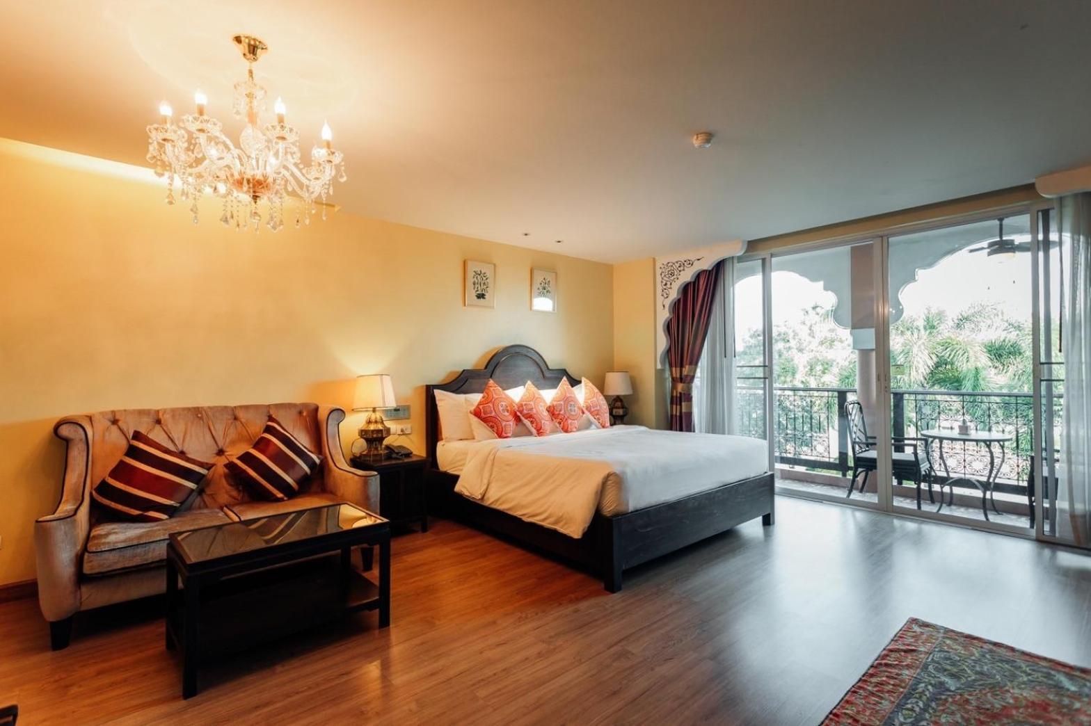 Sheik Istana Hotel Chiangmal Chiang Mai Bagian luar foto