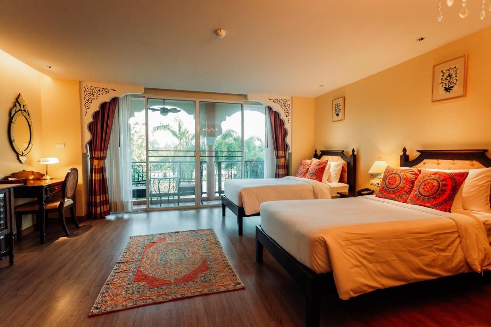 Sheik Istana Hotel Chiangmal Chiang Mai Bagian luar foto