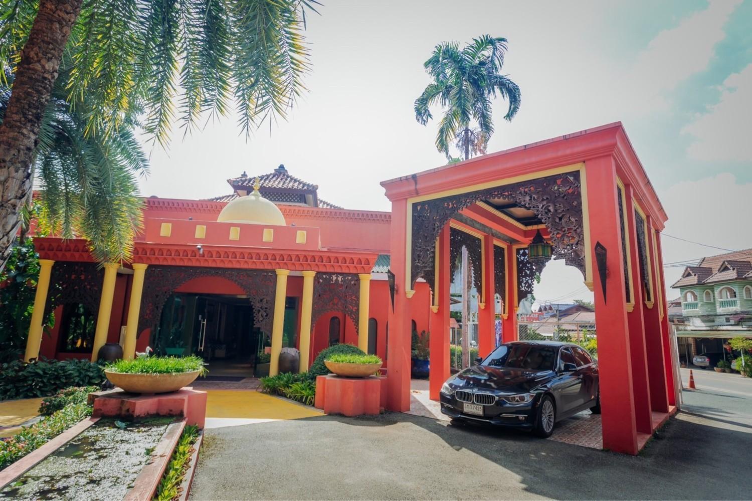 Sheik Istana Hotel Chiangmal Chiang Mai Bagian luar foto