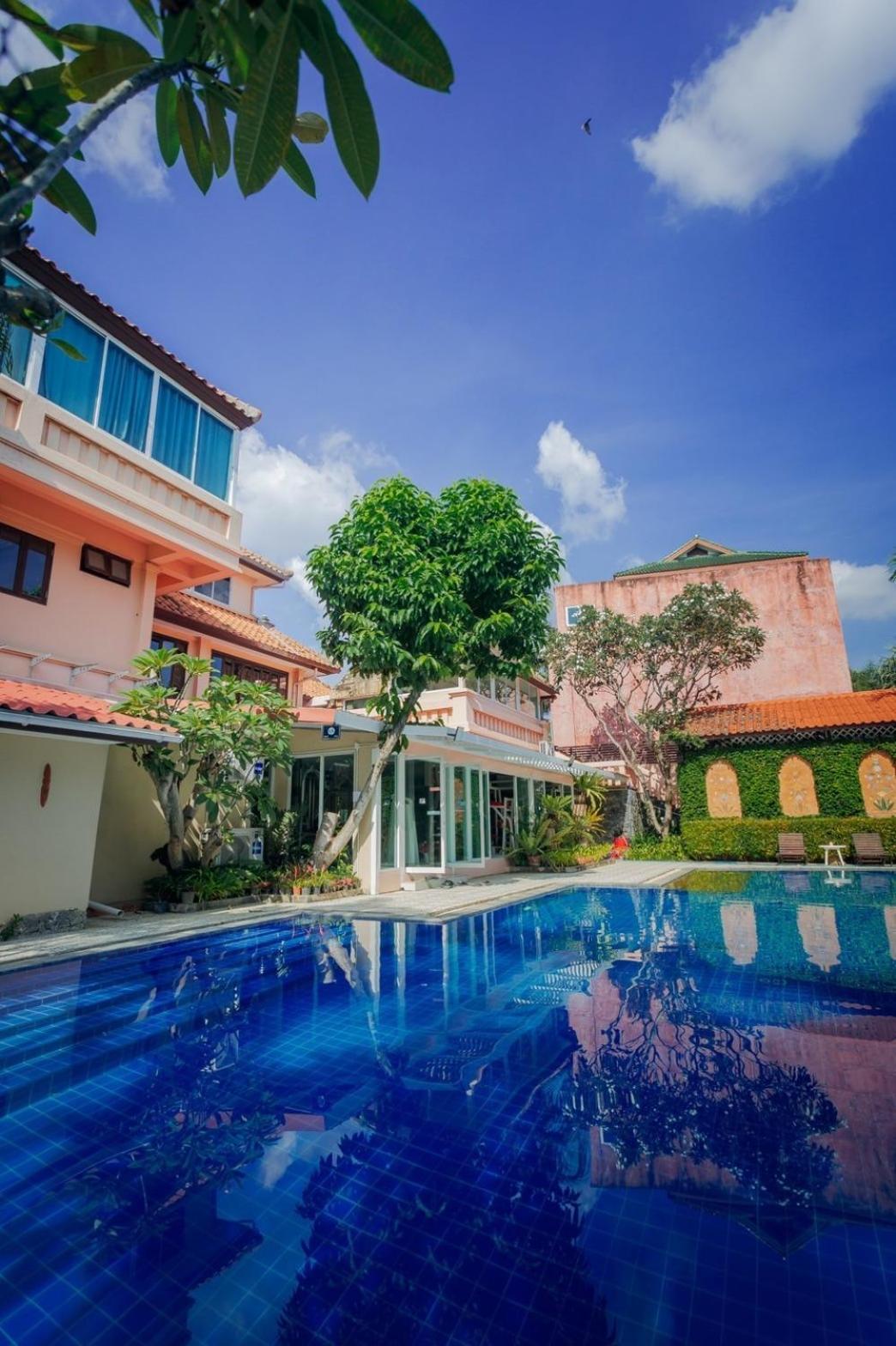 Sheik Istana Hotel Chiangmal Chiang Mai Bagian luar foto